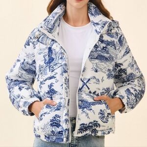 TCEC Blue and White Scenic Print Puffer Jacket